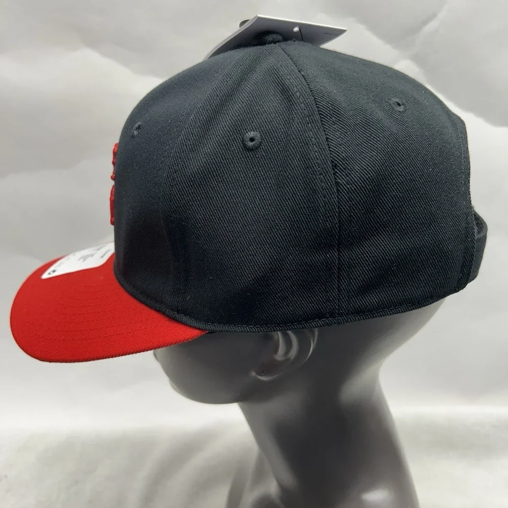 Nike Boys Size OS Black Red Classic99 Baseball Cap Hat New